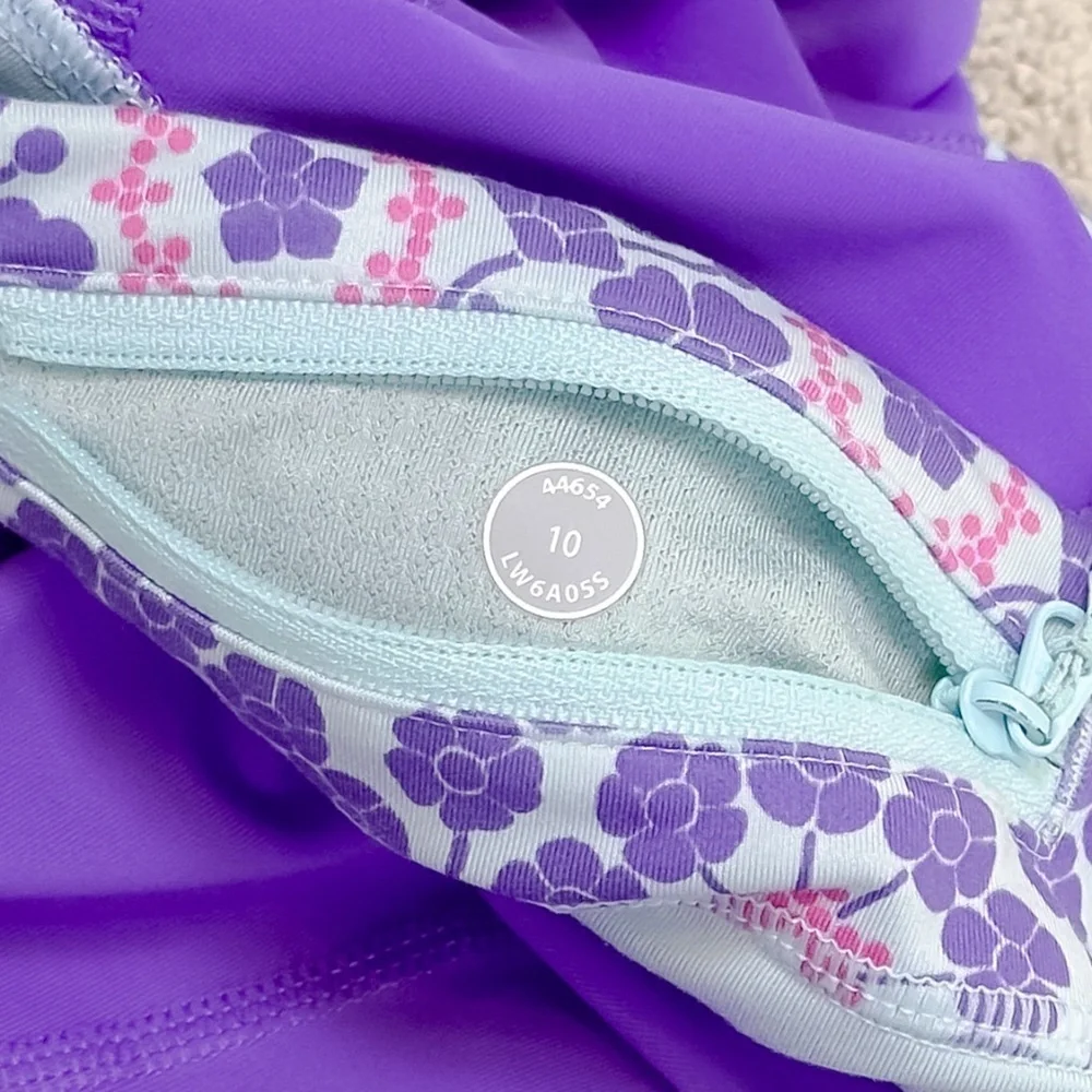 Lululemon Run Inspire Crop II Size 10 Leggings Twiggy Power Purple Aquamarine